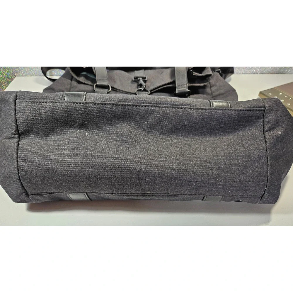 VICTORINOX Architecture‎ Urban Voltaire Convertible Backpack Crossbody Messenger